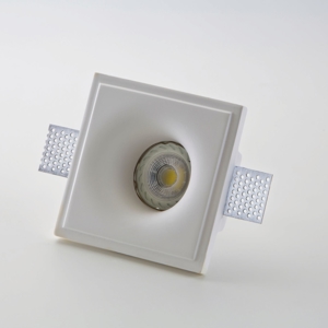 Isyluce square recessed spotlight in gypsum for false ceiling