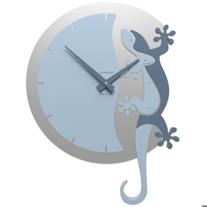 Callea design hanging gecko modern wall clock powder blue